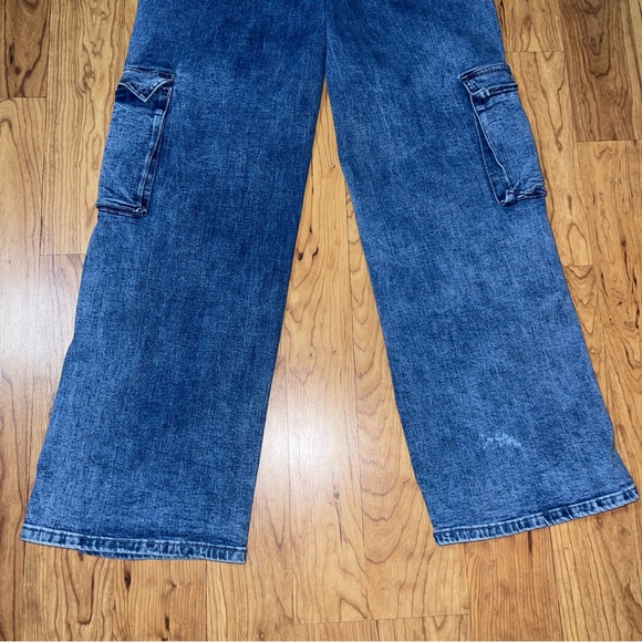 Fire and Rain Wide Leg Cargo Jeans - Picture 9 of 10